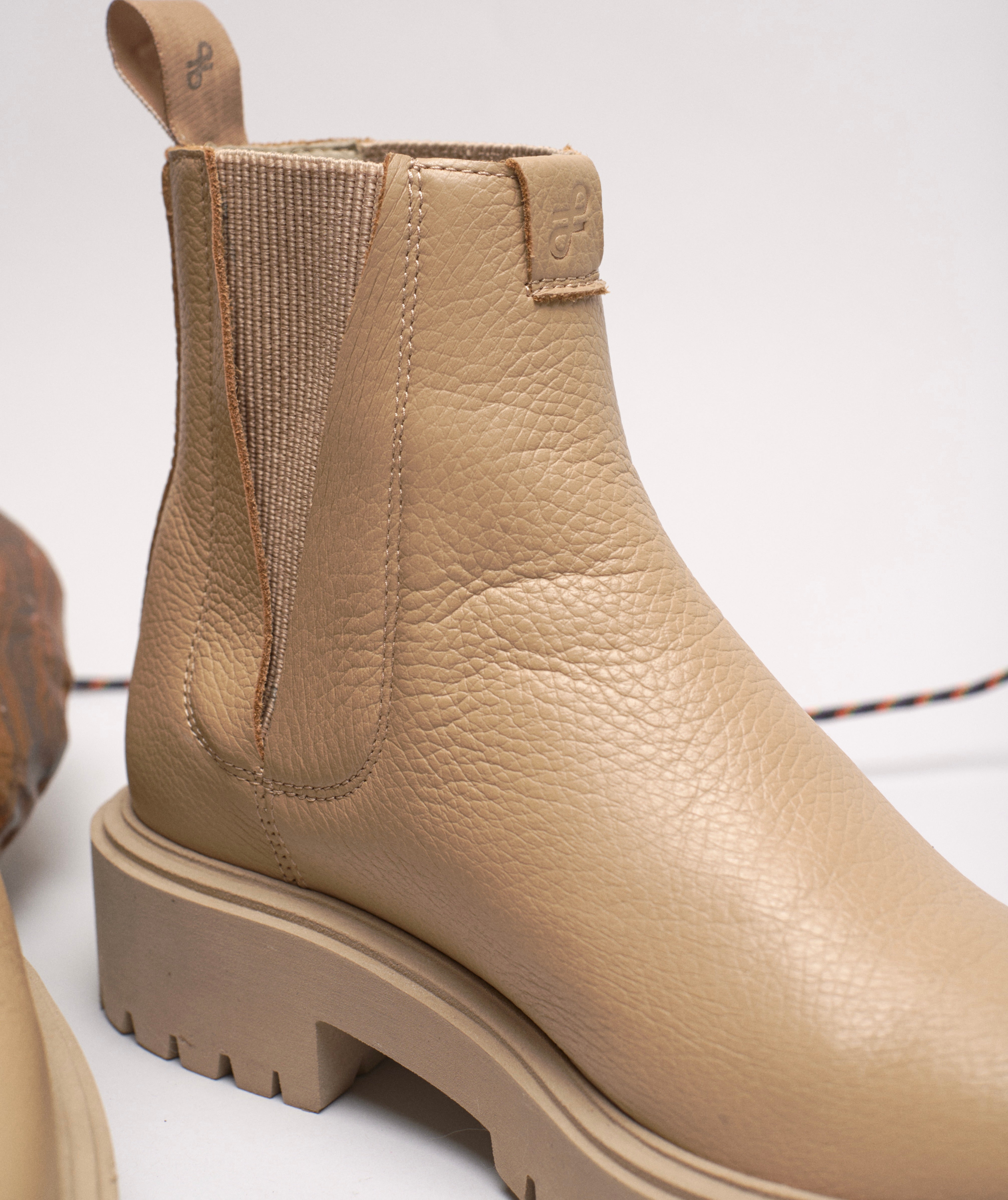 Ladies Chelsea Boots - Nude