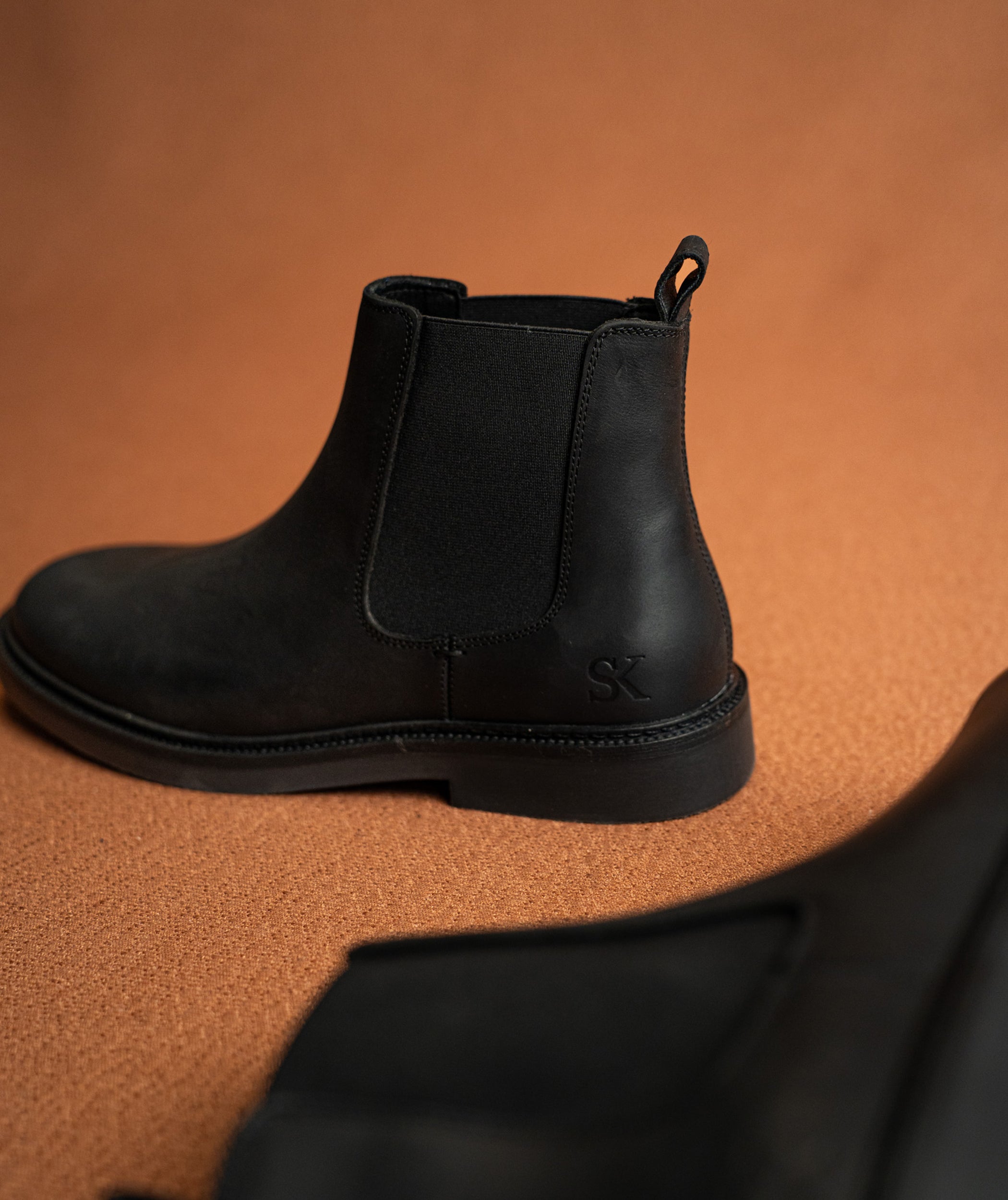 Mens Kolisi Chelsea Boot - Black