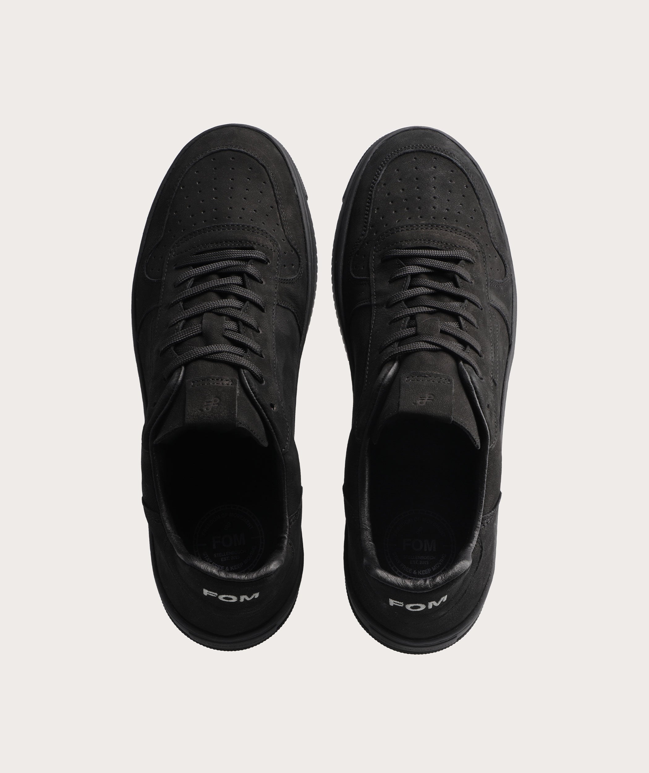 FOM Damen Sneaker Triple Black