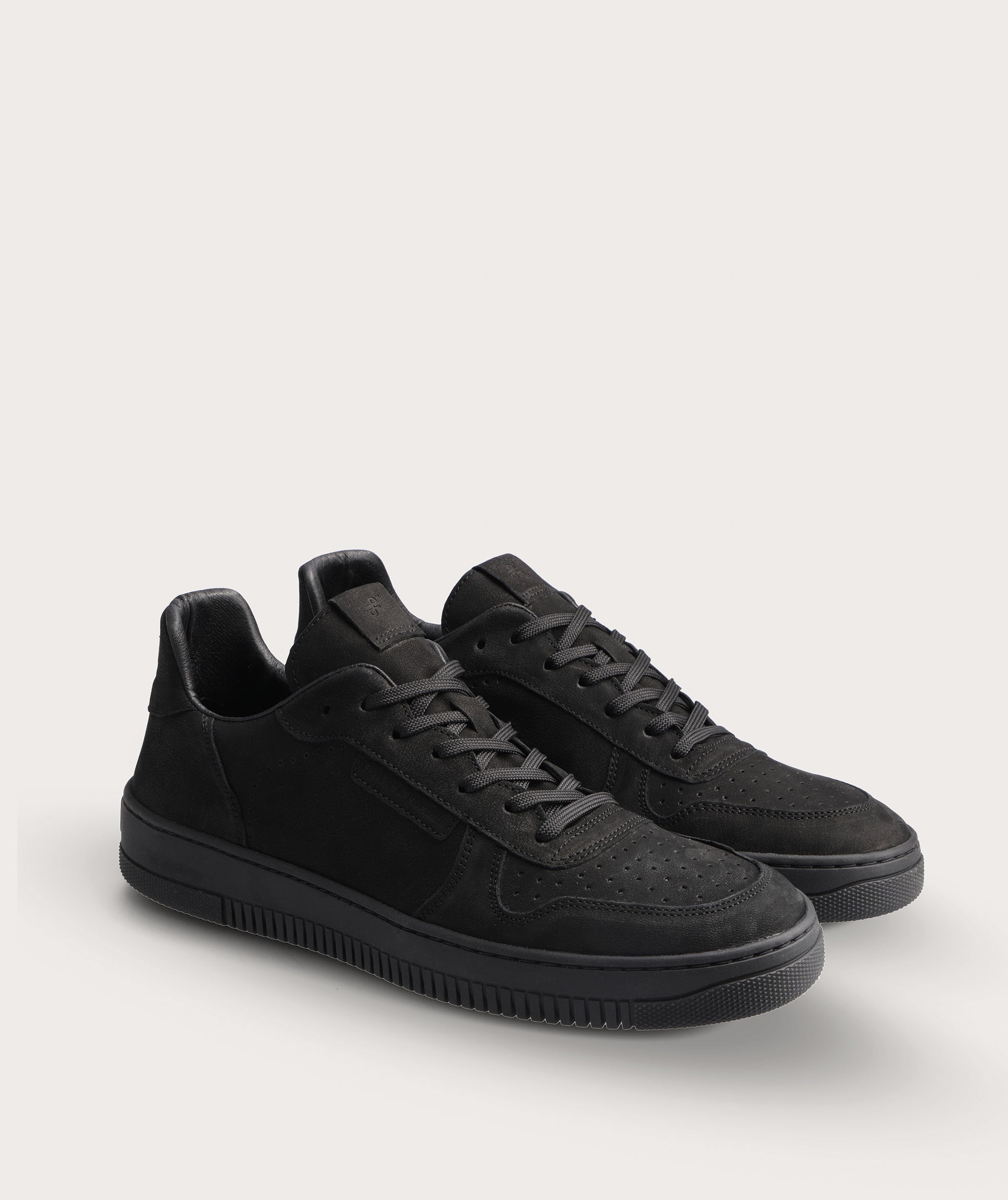 FOM Damen Sneaker Triple Black
