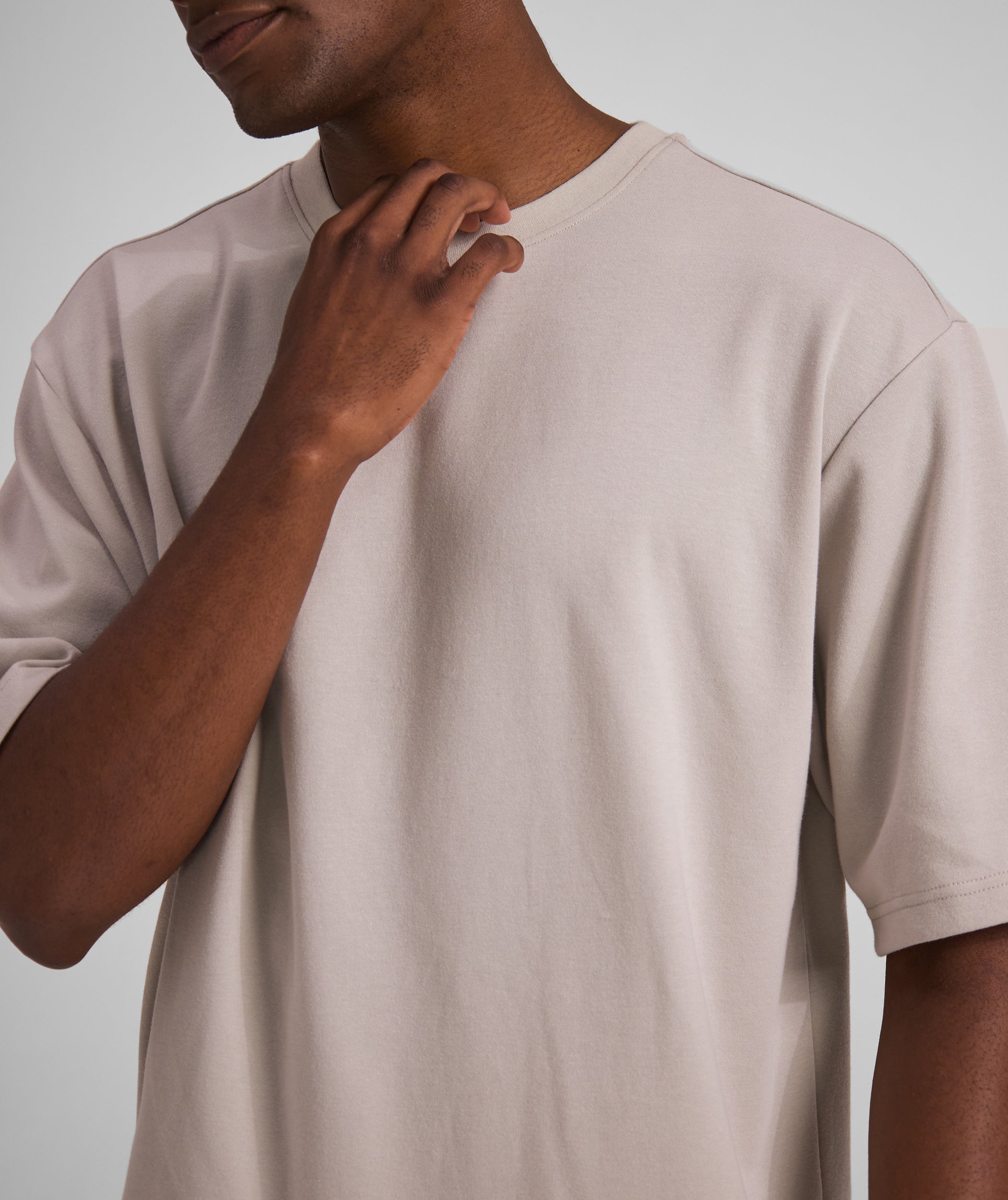 Mens FreeMotion Interlock Tee- Ecru
