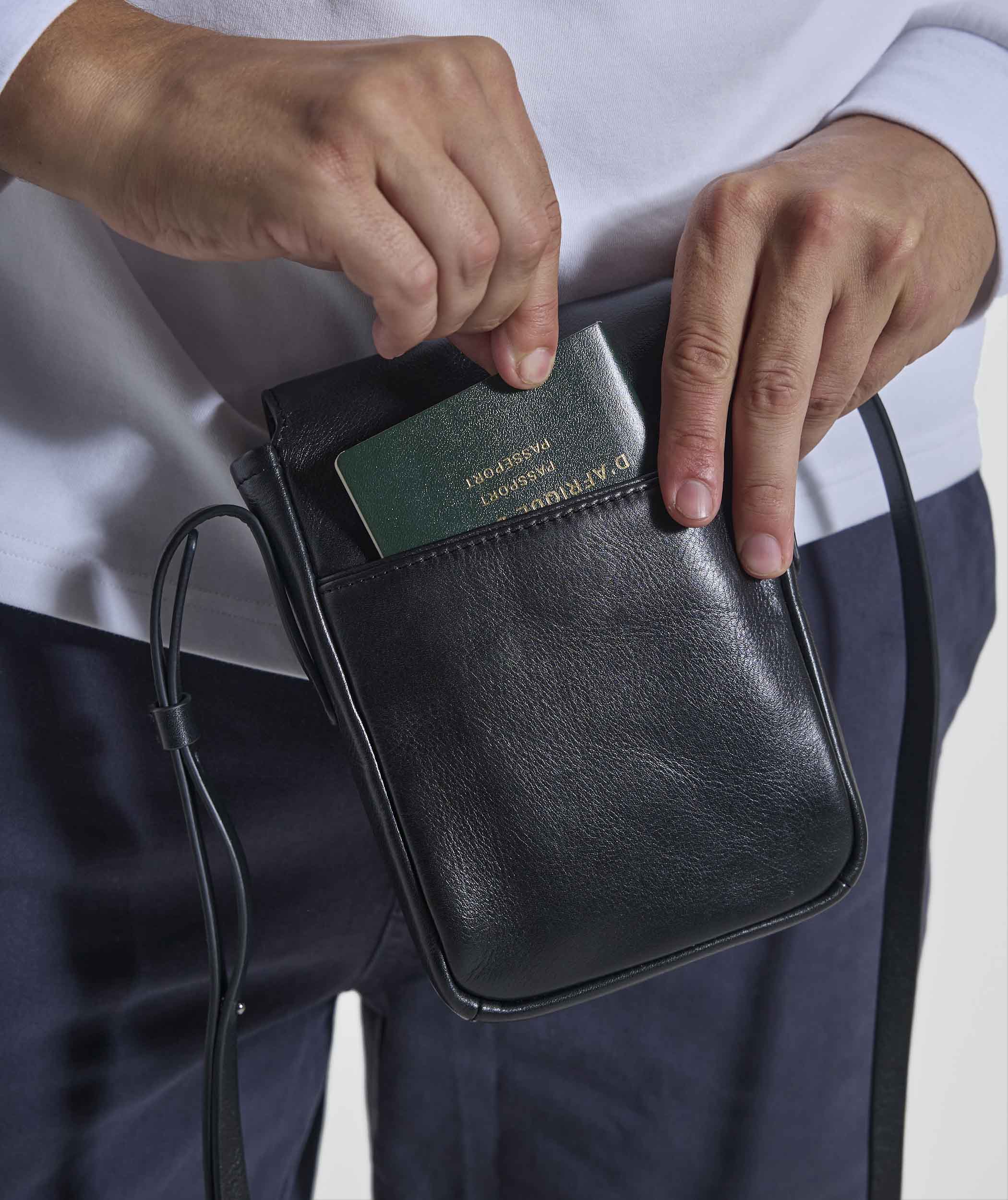 Noa Crossbody - Black