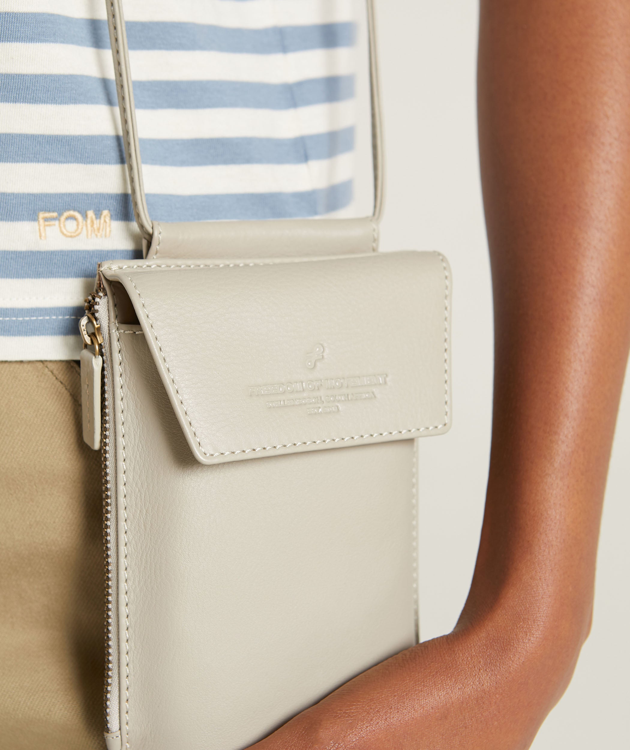 Crossbody Mobile Pouch - Ivory