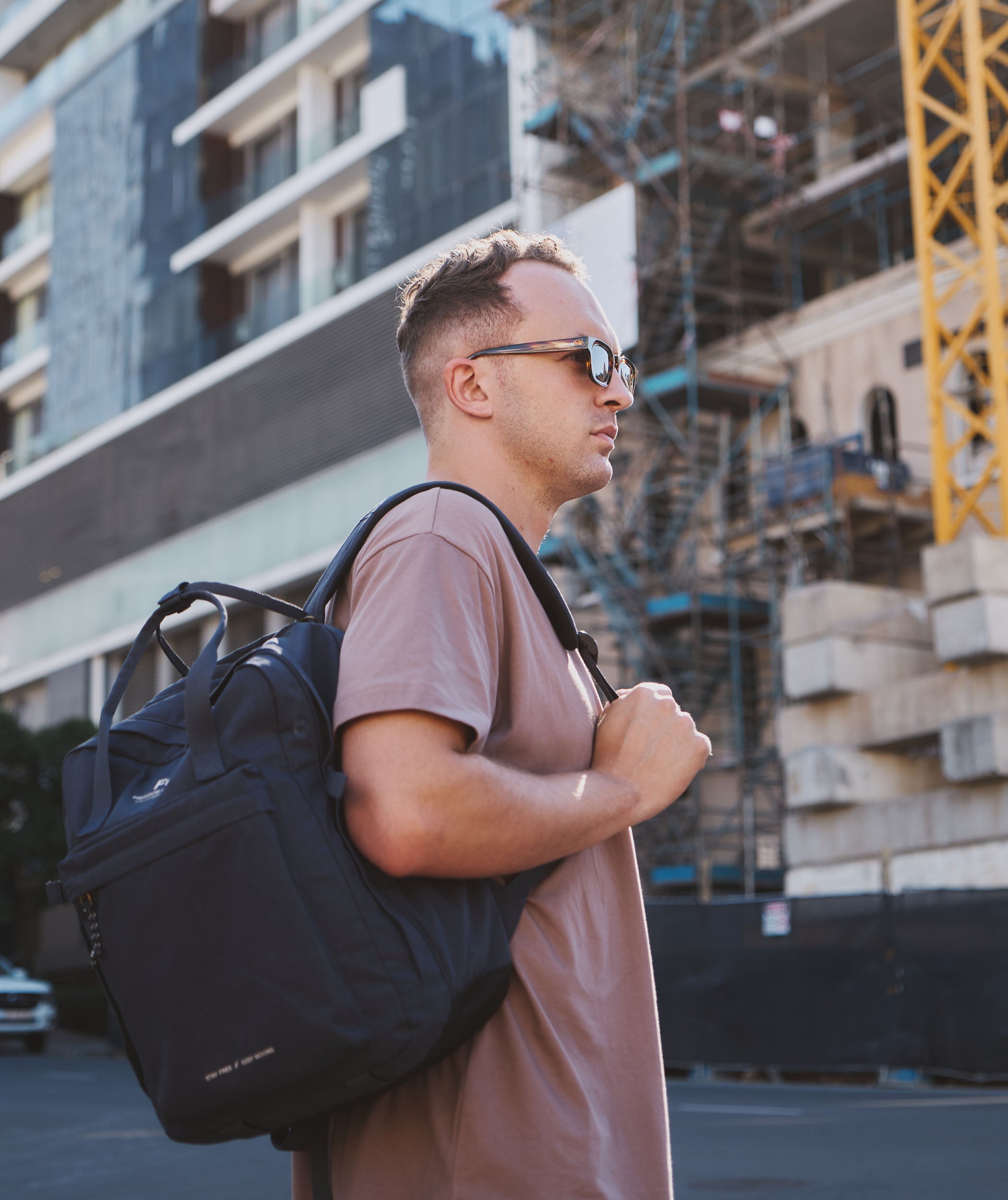 Wanderer Backpack - Navy