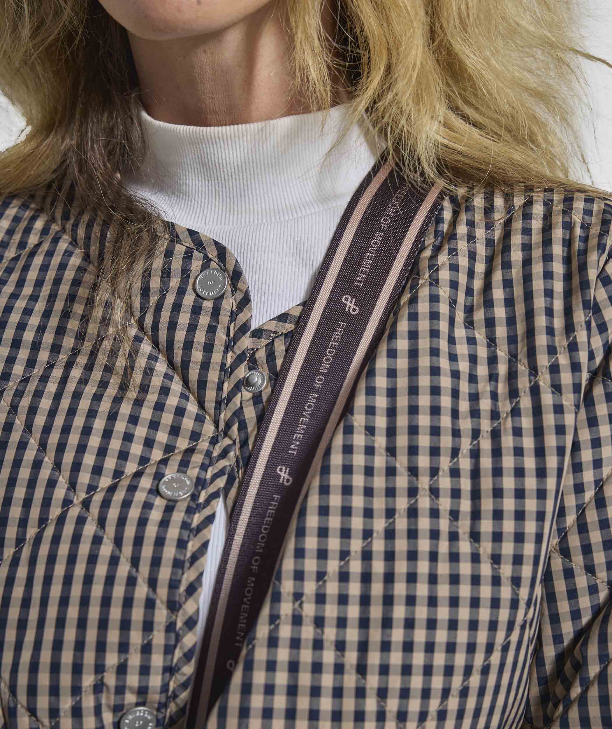 Block Betty - Dark Choc