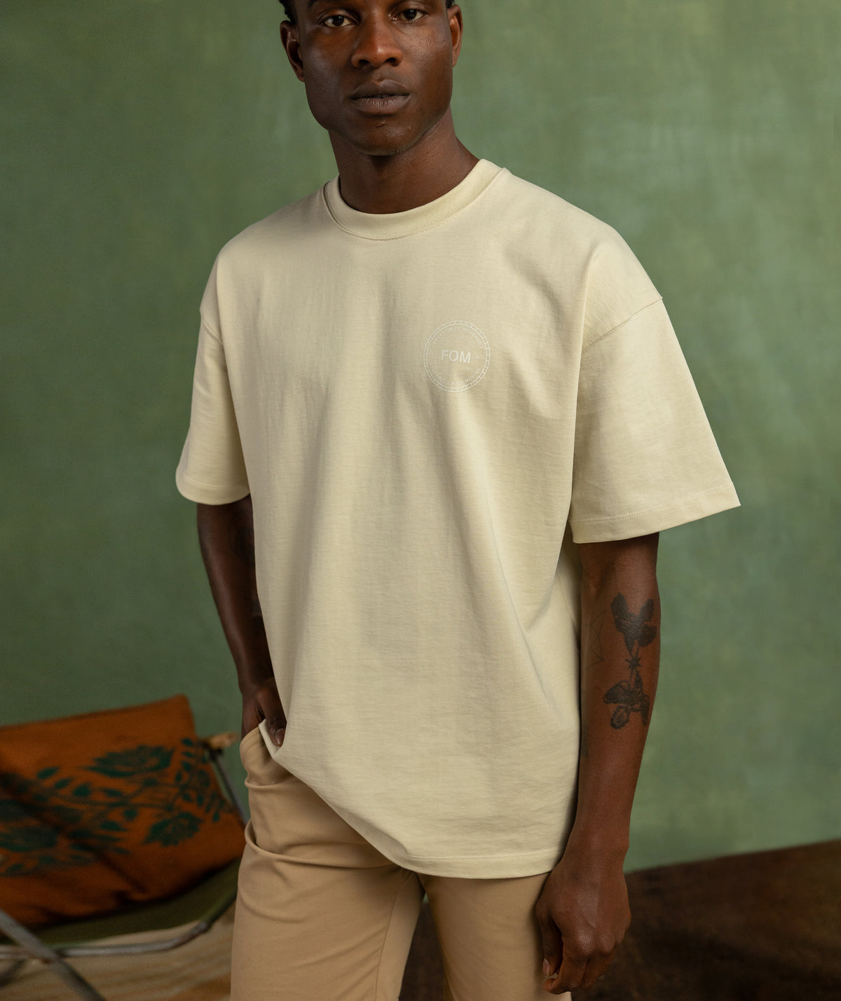Mens Relaxed Heritage Graphic Tee - Light Stone