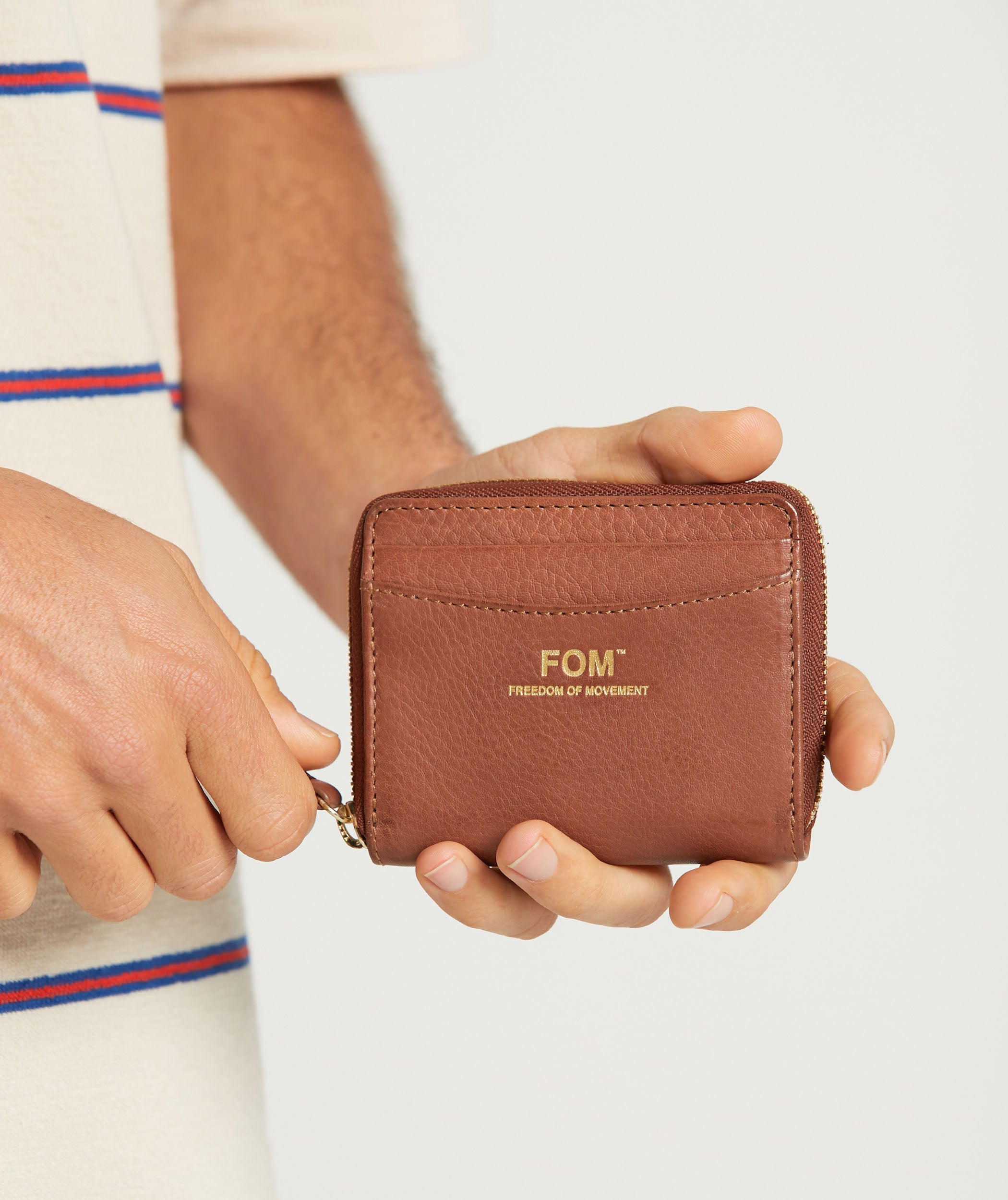 Zip-Around Card Holder - Chestnut