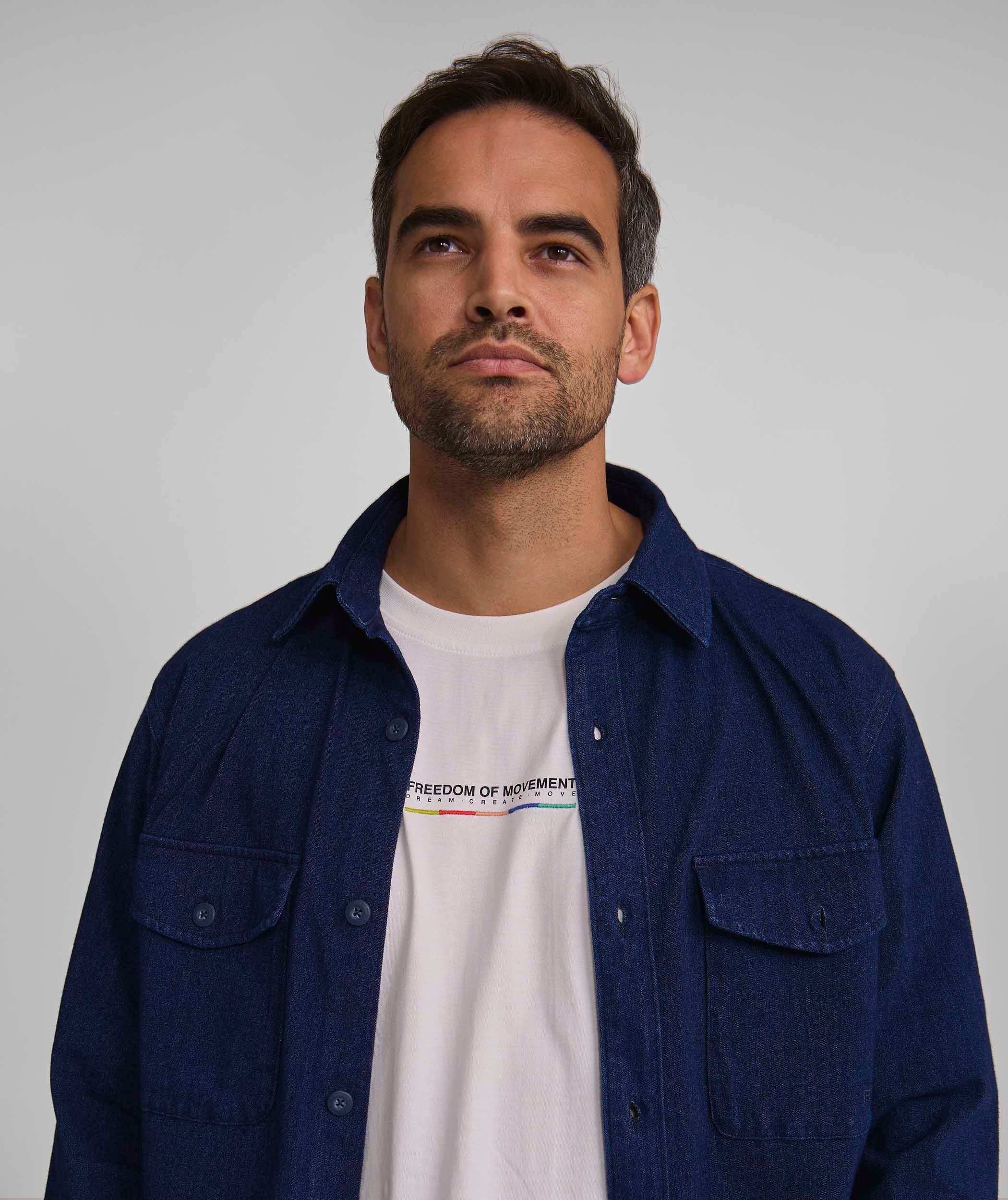 Mens Long Sleeve FreeMotion Shirt  - Indigo