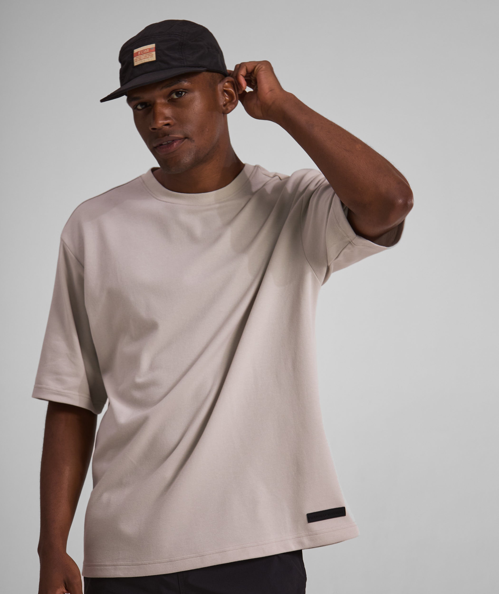 Mens FreeMotion Interlock Tee- Ecru