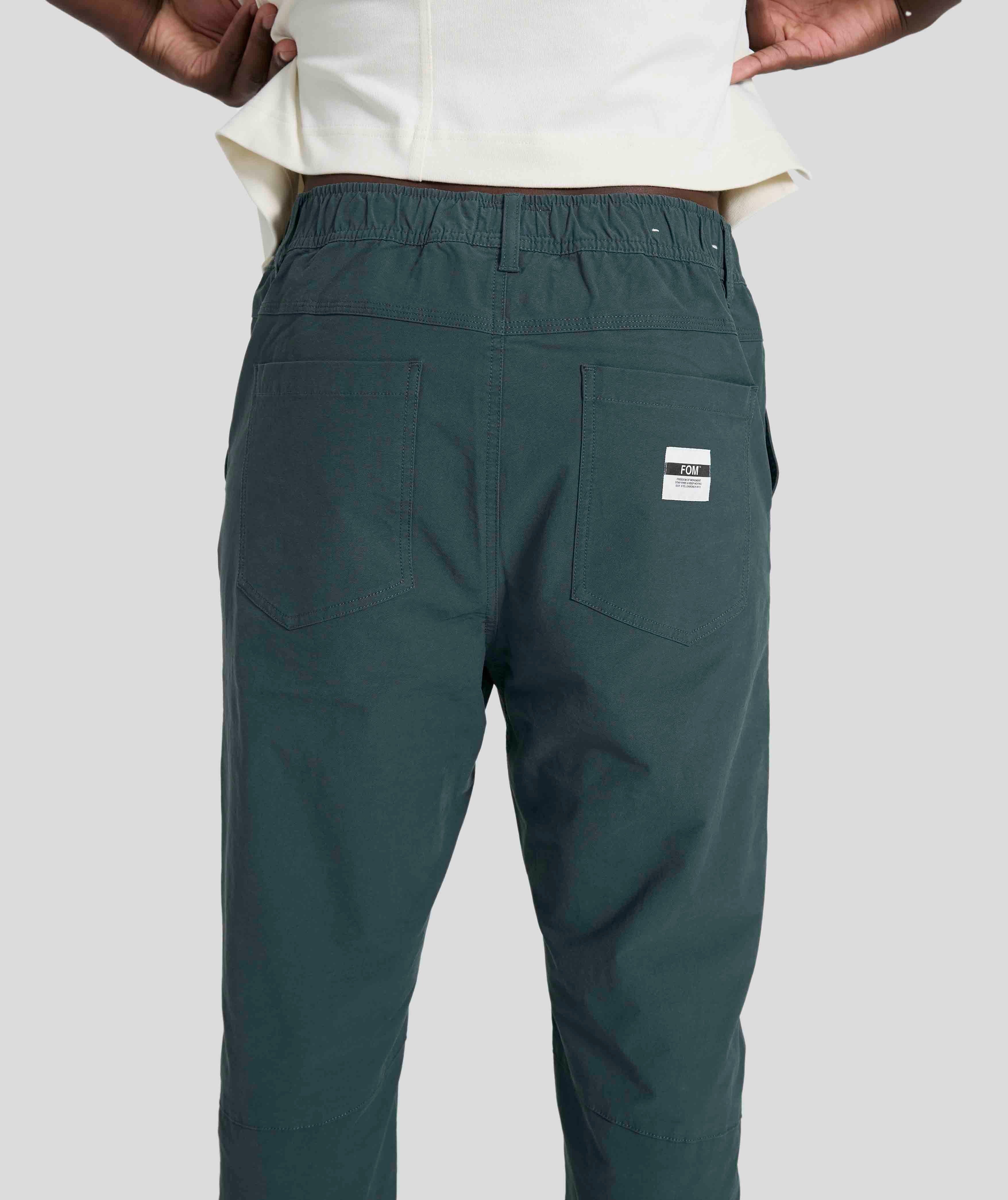 Mens FreeMotion Jogger - Green