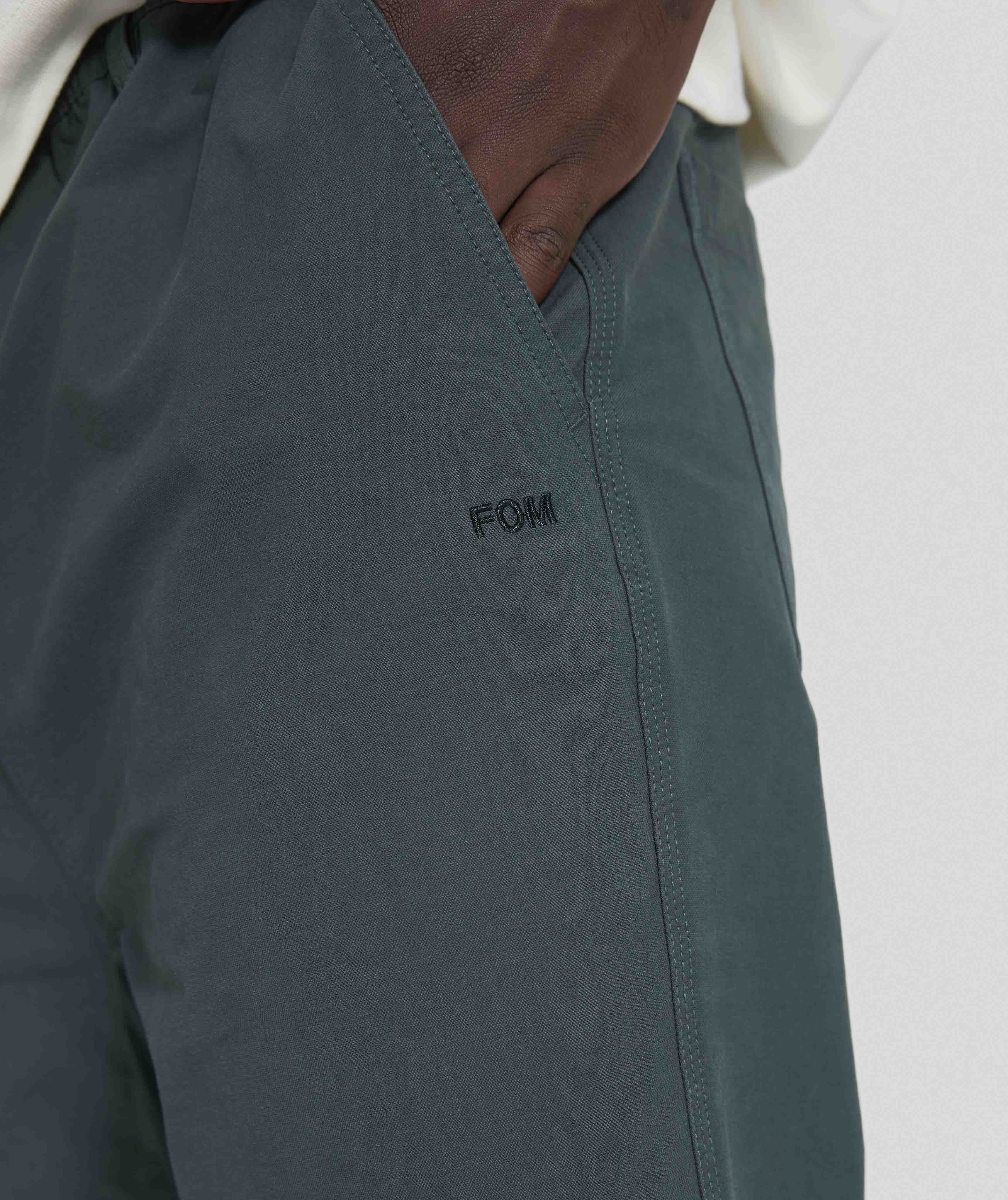 Mens FreeMotion Jogger - Green