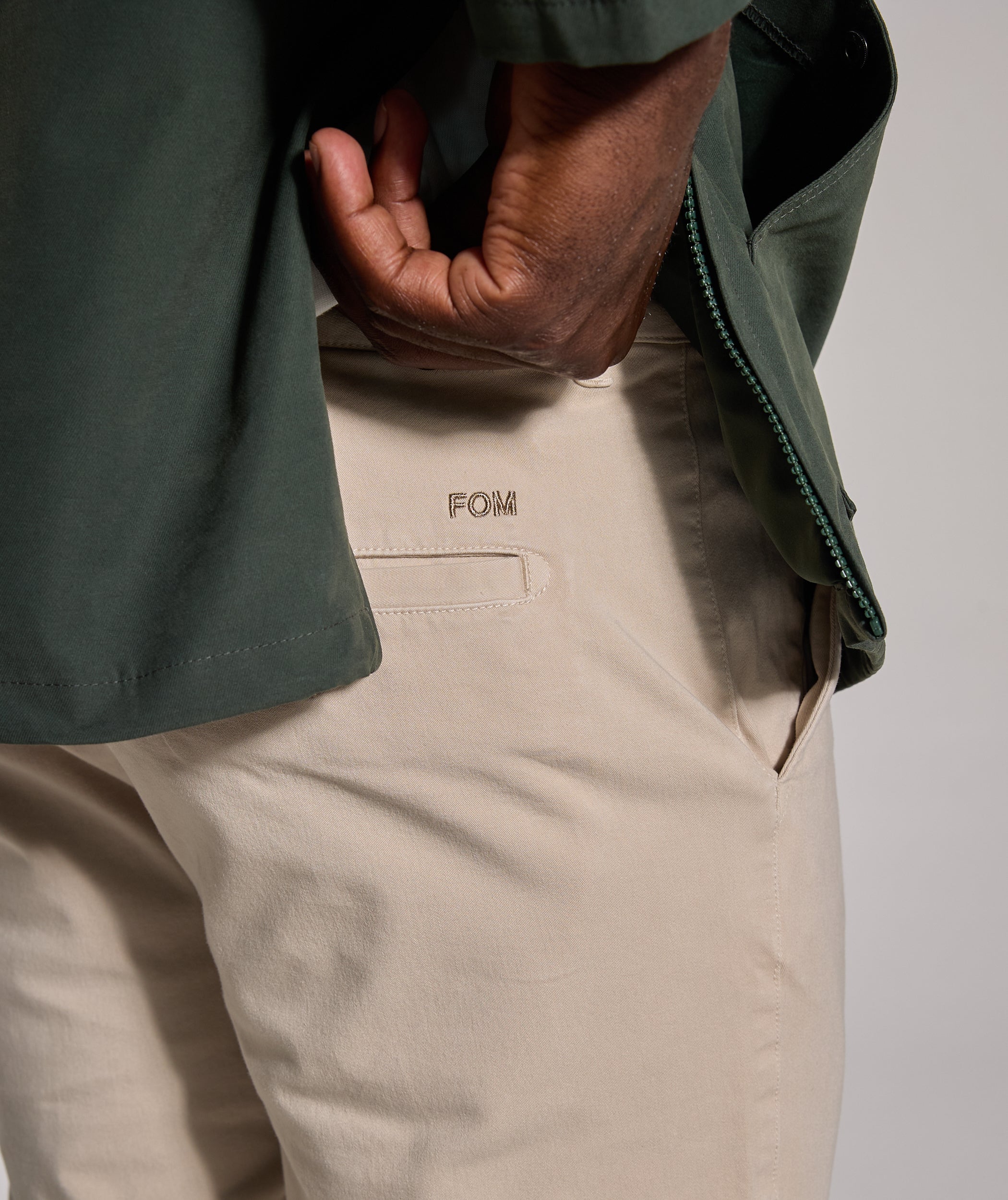 Mens Regular Fit Cotton Twill Chinos - Light Sand