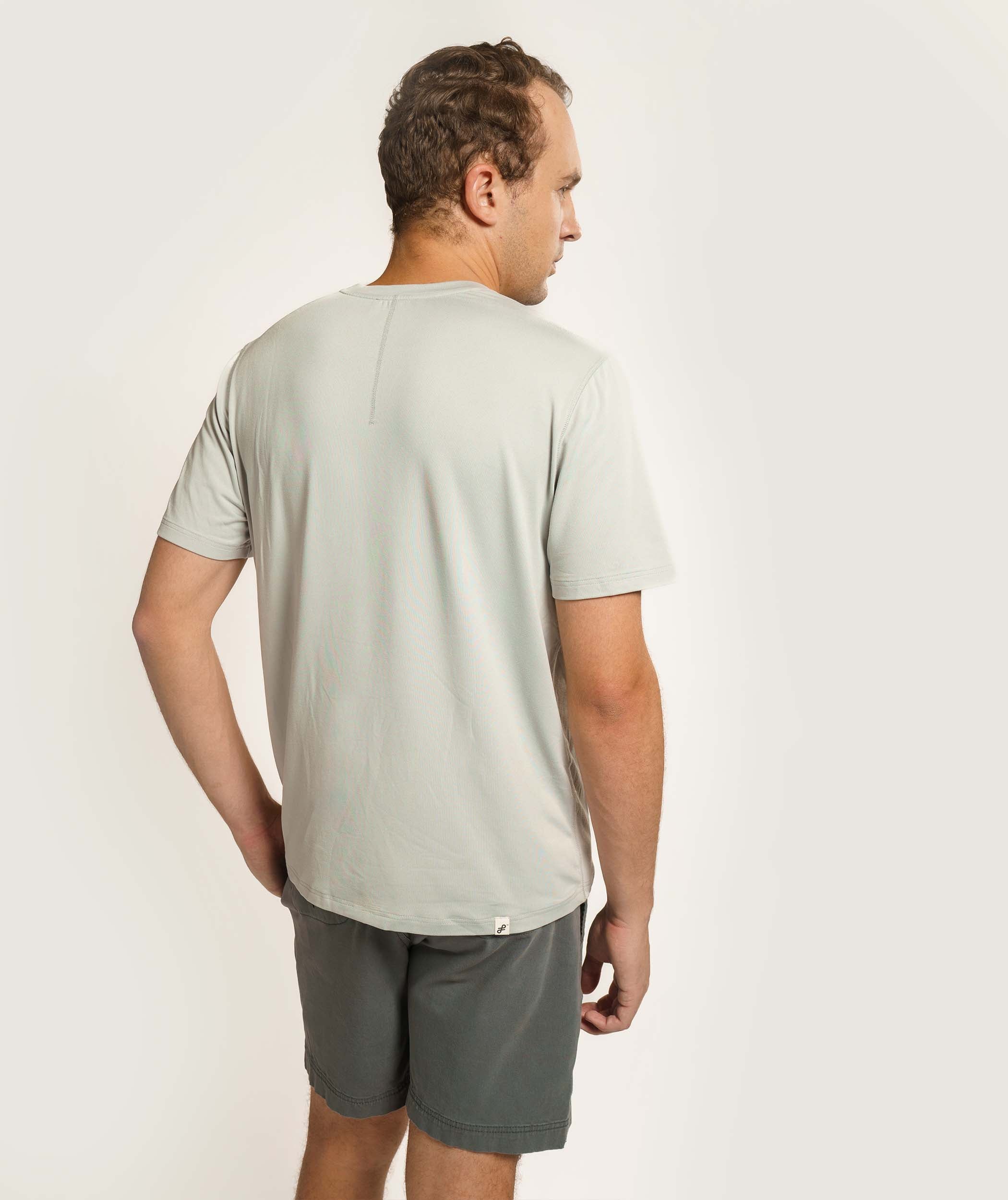 Mens Outdoor Soft Versatile Tee - Mineral Grey